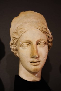 ANTALYA, TURKIYE - 23 Mart 2025 Antalya Arkeoloji Müzesi 'nde Baskın