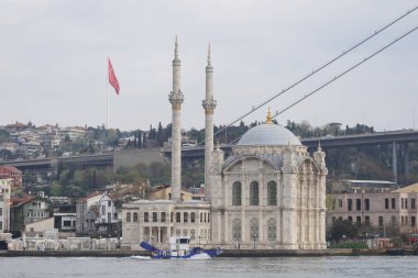 İstanbul 'da Buyuk Mecidiye Camii, Türkiye