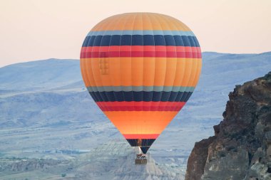 Kapadokya 'da Sıcak Hava Balonu, Nevsehir Şehri, Türkiye