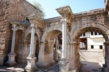 Antalya 'daki Hadrian Kapısı, Türkiye