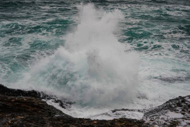 İstanbul 'un Karadeniz kıyısında fırtınalı bir gün, Türkiye