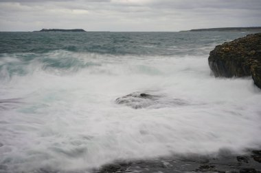 İstanbul 'un Karadeniz kıyısında fırtınalı bir gün, Türkiye