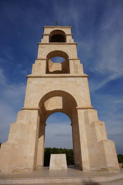 CANAKKALE, TURKIYE - 24 Nisan 2025: Gelibolu 'daki 57. Piyade Alayı Şehitleri Mezarlığı