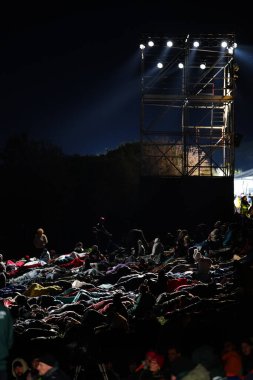 CANAKKALE, TURKIYE - 25 Nisan 2025: Anzak Günü şafak töreni ve Gelibolu Kara Savaşları 'nın 110. yıldönümü Gelibolu Yarımadası' ndaki Anzak Koyu 'nda kutlandı.