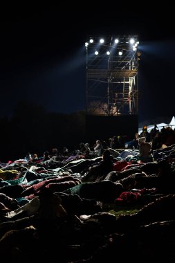 CANAKKALE, TURKIYE - 25 Nisan 2025: Anzak Günü şafak töreni ve Gelibolu Kara Savaşları 'nın 110. yıldönümü Gelibolu Yarımadası' ndaki Anzak Koyu 'nda kutlandı.