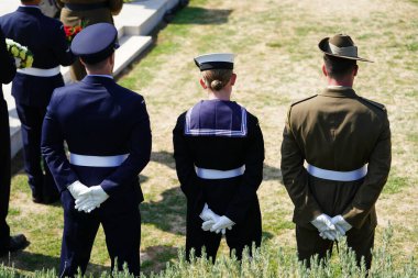 CanAKKALE, TURKIYE - 25 Nisan 2025: Anzak Günü ve Gelibolu Kara Savaşları 'nın 110. yıldönümü Gelibolu Yarımadası' ndaki Yalnız Çam Anıtı Anıtı 'nda kutlandı.