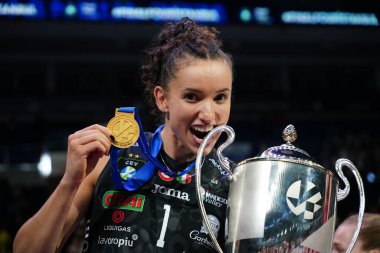 ISTANBUL, TURKIYE - Mayıs 04, 2025: Imoco Volley Conegliano oyuncusu Gabi Gabriela Guimaraes, Ulker Sports Arena 'da CEV Şampiyonlar Ligi Volley Finali' nin 4.