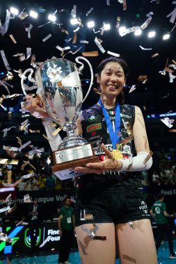 ISTANBUL, TURKIYE - Mayıs 04, 2025: Imoco Volley Conegliano oyuncusu Ting Zhu Ulker Sports Arena 'da CEV Şampiyonlar Ligi Volley Finali' nin 4.