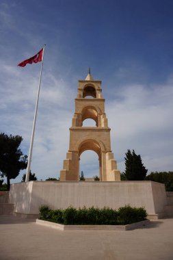 CANAKKALE, TURKIYE - 24 Nisan 2025: Gelibolu 'daki 57. Piyade Alayı Şehitleri Mezarlığı