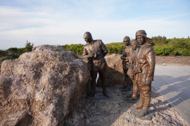 CANAKKALE, TURKIYE - 24 Nisan 2025: Mustafa Kemal Atatürk Heykeli Conkbayiri, Gellipoli