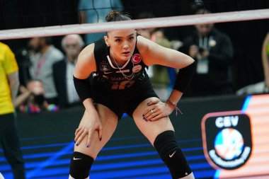 ISTANBUL, TURKIYE - MAYIS 03, 2025: Vakıfbank 'ta Zehra Gunes - Savino Del Bene Scandicci CEV Şampiyonlar Ligi Volley Şampiyonlar Ligi 4. Yarıfinal Ulker Sports Arena Finali