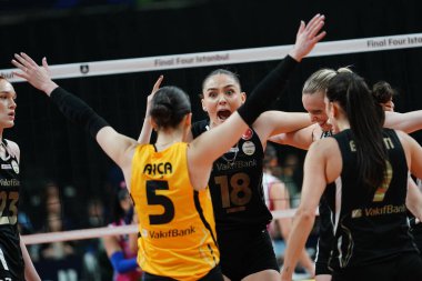 ISTANBUL, TURKIYE - MAYIS 03, 2025: Vakıfbank 'ta Zehra Gunes - Savino Del Bene Scandicci CEV Şampiyonlar Ligi Volley Şampiyonlar Ligi 4. Yarıfinal Ulker Sports Arena Finali