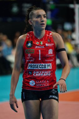 ISTANBUL, TURKIYE - Mayıs 03, 2025: Gabi Gabriela Guimaraes Vero Volley Milano 'da Imoco Volley Conegliano' ya karşı Şampiyonlar Ligi Volley Şampiyonlar Ligi 4.