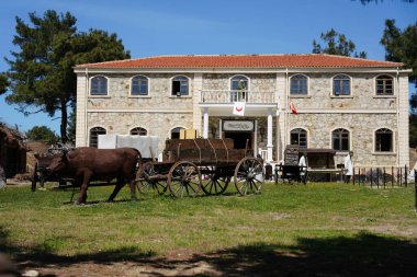 CanAKKALE, TURKIYE - 23 Nisan 2025: Gelibolu 'daki Alcitepe 1915 Kızılay Hastanesi Müzesi