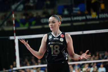 ISTANBUL, TURKIYE - MAYIS 03, 2025: Vakıfbank 'ta Zehra Gunes - Savino Del Bene Scandicci CEV Şampiyonlar Ligi Volley Şampiyonlar Ligi 4. Yarıfinal Ulker Sports Arena Finali