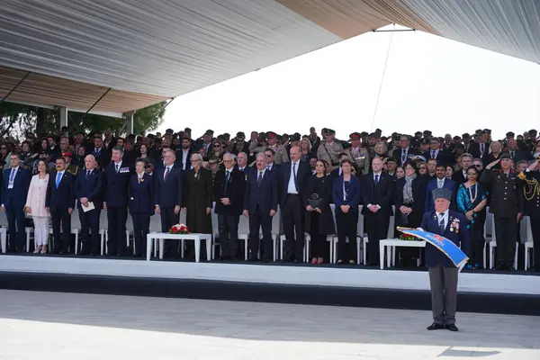 CANAKKALE, TURKIYE - 24 Nisan 2025: Gelibolu Kara Savaşları 'nın 110. yıldönümünde protokol üyeleri Gelibolu Yarımadası' ndaki Şehitler Anıtı 'nda anıldı