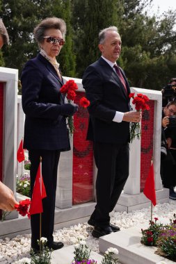 CanAKKALE, TURKIYE - 24 Nisan 2025: Prenses Royal Anne Gelibolu Kara Savaşları 'nın 110. yıldönümüne katıldı Gelibolu Yarımadası' ndaki Şehitler Anıtı 'nda anıldı