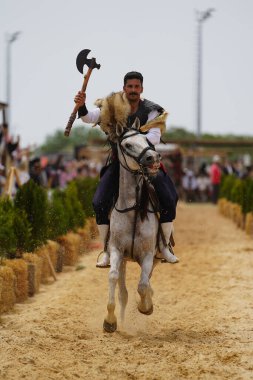 İSTANBUL, TURKIYE - 24 Mayıs 2025: Etnospor Kültür Festivali 'nde Binicilik Şovu