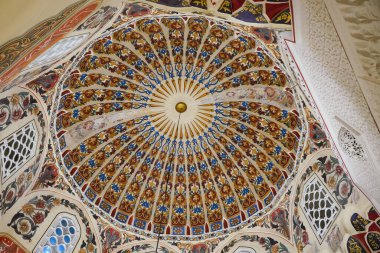 Bursa, TURKIYE - Haziran 05, 2025: Bursa 'nın doğu yakasındaki Yesil Camii. Cami inşaatı 1412 yılında tamamlandı.