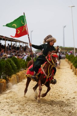 İSTANBUL, TURKIYE - 24 Mayıs 2025: Etnospor Kültür Festivali 'nde Binicilik Şovu