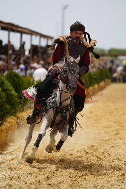 İSTANBUL, TURKIYE - 24 Mayıs 2025: Etnospor Kültür Festivali 'nde Binicilik Şovu