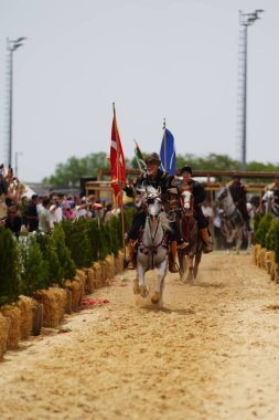 İSTANBUL, TURKIYE - 24 Mayıs 2025: Etnospor Kültür Festivali 'nde Binicilik Şovu