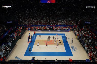 ISTANBUL, TURKIYE - 19 Haziran 2025: Sinan Erdem Kubbesi 'nde Kanada Türkiye VNL havuzuna karşı