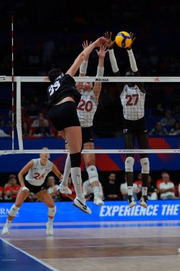 ISTANBUL, TURKIYE - 19 Haziran 2025: Ebrar Karakurt, Sinan Erdem Kubbesi 'nde oynanan Türkiye-VNL karşılaşmasında