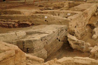 KONYA, TURKIYE - HAZİRAN 01, 2025: Konya 'da Katalhoyuk Neolitik İlköğretim Şehri