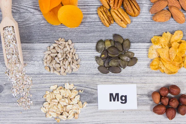 Inscription Ingredients Containing Magnesium Vitamin Minerals Nutritious Eating — Stock Photo, Image