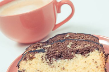 Farklı şenlikler için kakaolu maya hamuru, sütlü kahve. Tatlı nefis.