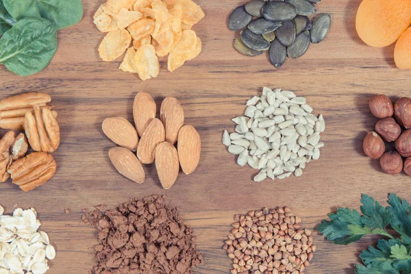 Výživné Zdravé Potraviny Jako Zdroj Přírodního Hořčíku Vlákniny Dalších Vitaminů — Stock fotografie