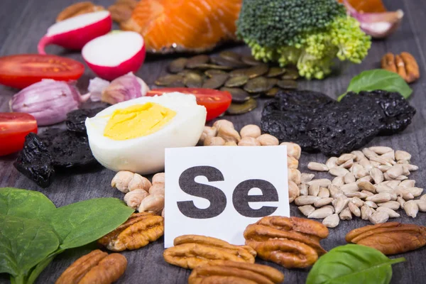 Gesunde Ernährung Mit Selen Ballaststoffen Und Anderen Vitaminen Und Mineralstoffen — Stockfoto