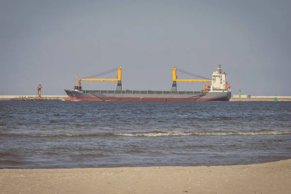 Swinoujscie Västpommern Polen Juni 2022 Lastfartyg Solide Lämnar Hamn Swinoujscie — Stockfoto