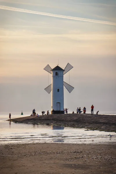 Świnoujście Pomorze Zachodnie Polska Czerwca 2021 Widok Zachodzie Słońca Wiatrak — Zdjęcie stockowe