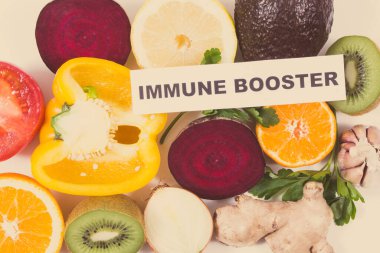 Taze meyve ve sebzeler, doğal sağlıklı vitaminler ve mineraller kaynağı olarak kullanılıyor. Covid-19 salgınlarında bağışıklığın güçlenmesi