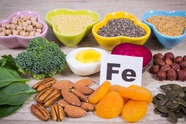 Anemi ile savaşmak için en iyi besleyici yiyecekler. Doğal kaynak demir, vitamin ve mineraller