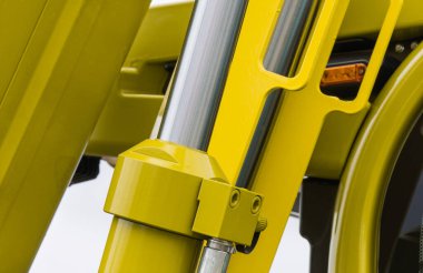 Piston or actuator as part of pneumatic or hydraulic machine. Technology and engineering