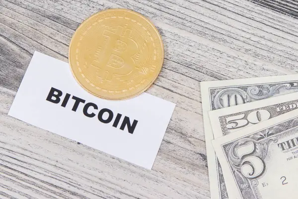Bitcoin Dólares Símbolo Criptomoneda Pago Red Internacional Concepto Financiero Fotos de stock libres de derechos
