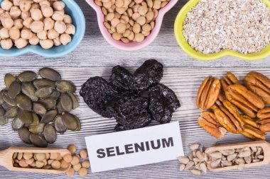 Doğal selenyum, diyet lifleri ve diğer vitamin ve mineraller olarak sağlıklı besinler