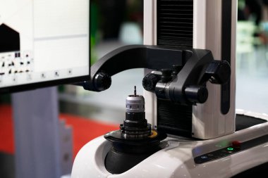 Makine denetim çapı RADIUS Merkezi ve araç uzunluğu yüksek doğruluk vizyon mikroskop ve programlama, gezinti boşluğu onay, kesme flüt çek, köşe yarıçapı onay conputer tarafından denetlenmesine yüksek teknoloji aracı