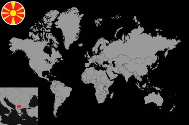 Dünya haritasında Kuzey Makedonya bayrağıyla yer alan pin haritası. Vektör illüstrasyonu.