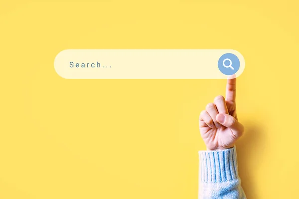 Finger Woman Clicking Internet Search Page Computer Touch Screen Searching — Stock Photo, Image