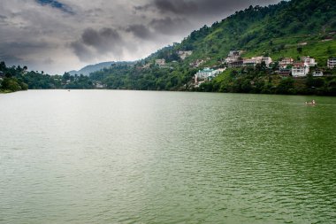 Beautiful Bhimtal Lake is a lake in the town of Bhimtal, in the Indian state of Uttarakhand. Green water lake clipart