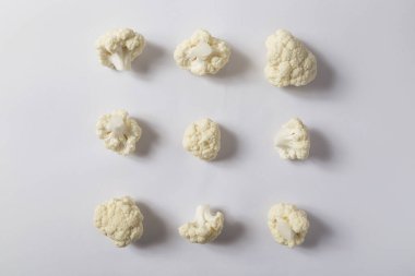 Taze organik karnabahar çiçeklerinin üst görüntüsü