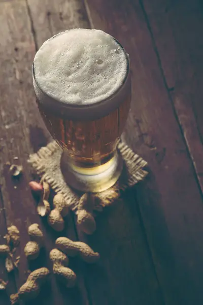Verre Bière Froide Pâle Placé Sur Dessous Verre Toile Jute — Photo