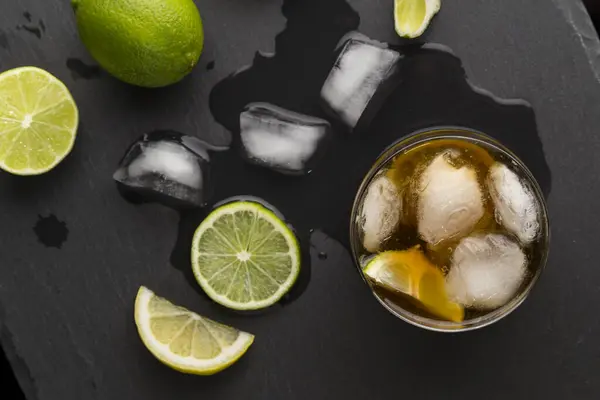 Top View Glass Cuba Libre Cocktail Rum Coke Lemon Lime — Stock Photo, Image