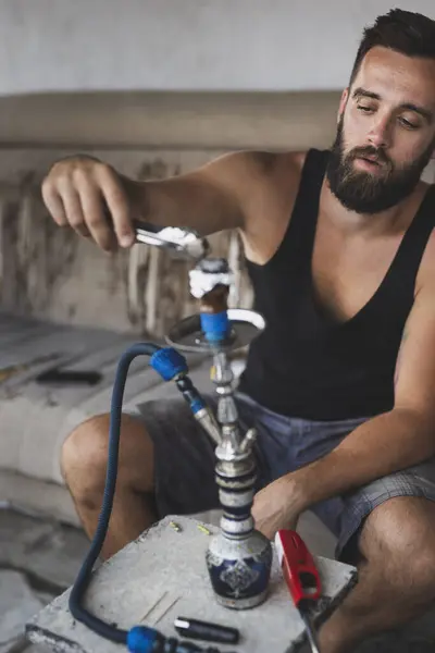 Man Placing Hot Charcoal Top Hookah Flavored Tobacco — Stock Photo, Image