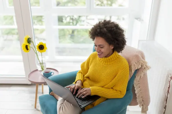 Beautiful Young Mixed Race Woman Sitting Armchair Using Laptop Computer — Stock Photo, Image