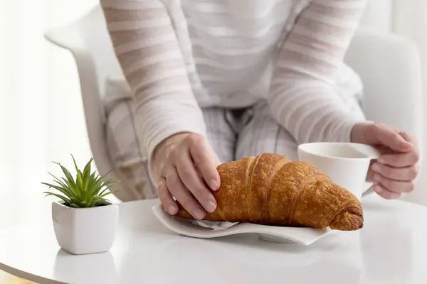 Detail Woman Having Croissant Cup Coffee Breakfast Selective Focus Fingers — Stock Photo, Image
